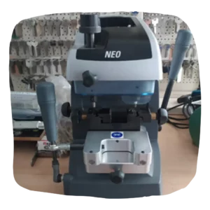 Professionelle Schlüsselkopiermaschine für das Schlüssel nachmachen in Frankfurt